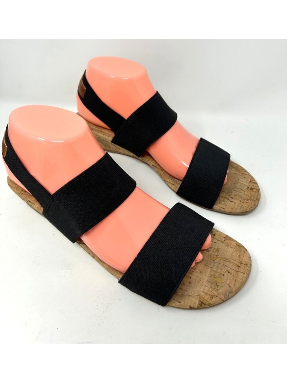 Tommy Bahama “ Dallas” Black Fabric Sandals Size 9 M